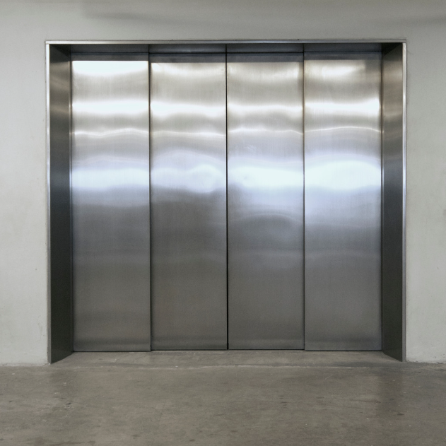 Goods lift doors